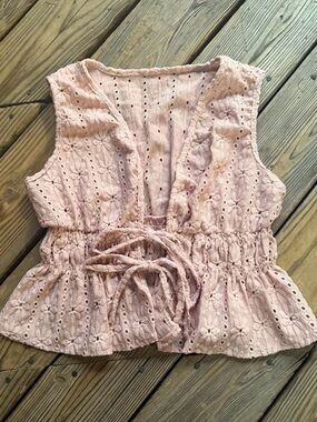 Shein Blush Pink Eyelet Peplum Tie Front Sleeveless Top Size Medium